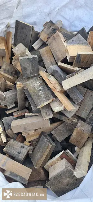 Suche drewno do palenia, odpad (pocięte palety) - DEALLO.PL