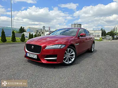 Jaguar xf 2.0 benzyna 250 km (2018) – niski przebieg - DEALLO.PL
