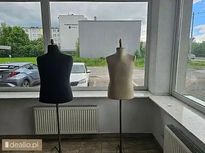 [eLicytacje] I licytacja - Manekiny krawieckie + wyposażenie sklepu - DEALLO.PL