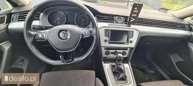 [elicytacje] ii licytacja - volkswagen passat 1.6 tdi,  2015  - DEALLO.PL
