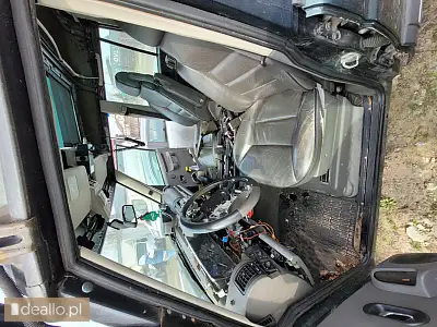 [eLicytacje]  - Samochód osobowy Land Rover Discovery - Zdjęcie 6 - DEALLO.PL