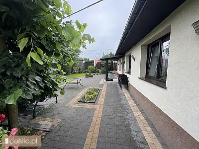 [eLicytacje] I licytacja - Działka nr 323 zabudowana budynkiem mieszkalnym nr 104 o pow.zab. 171m2 p - DEALLO.PL